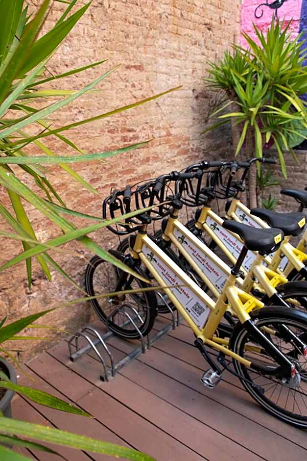 Sant Jordi Hostels Gracia