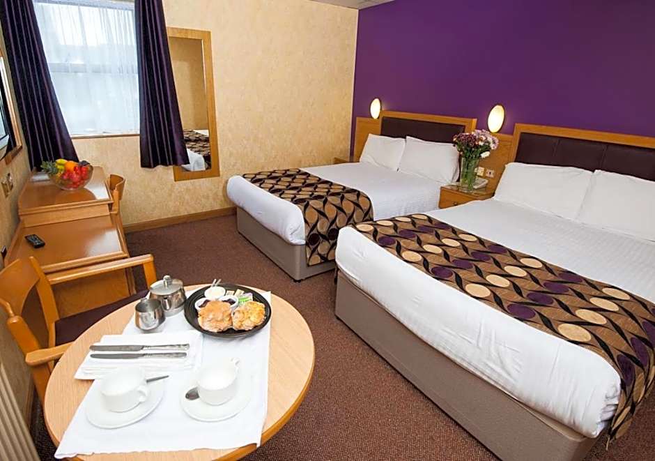 Allingham Arms Hotel