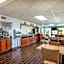 Quality Suites Paducah I-24