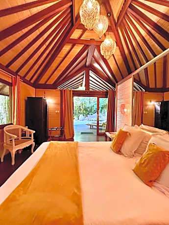 Deluxe Bungalow