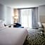 Hilton Garden Inn Seattle/Bellevue Downtown