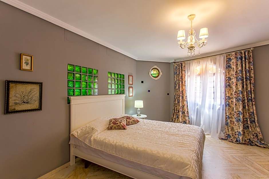 Apartamentos Gaudi Style