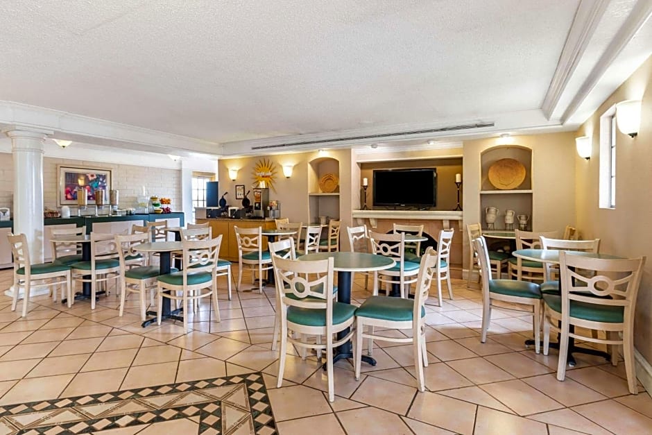 La Quinta Inn & Suites by Wyndham El Paso West