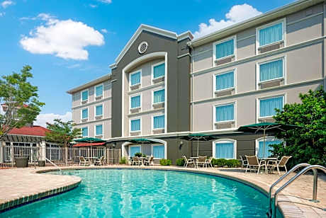 La Quinta Inn & Suites by Wyndham Myrtle Beach Broadway Area