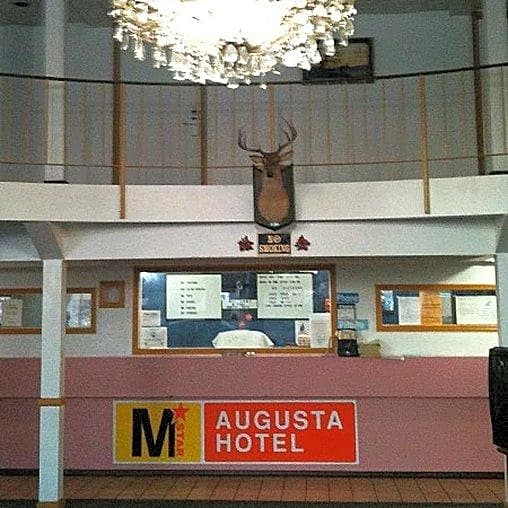 Relax Inn Augusta Hotel