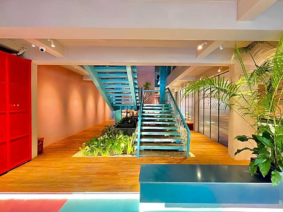 Joi Boutique Bãi Trước