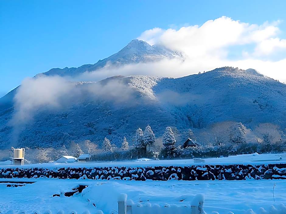 Yufuin Bath Satoyamasafu