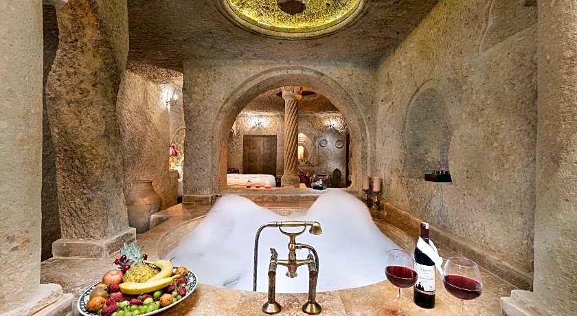 Kayata Cave Suites