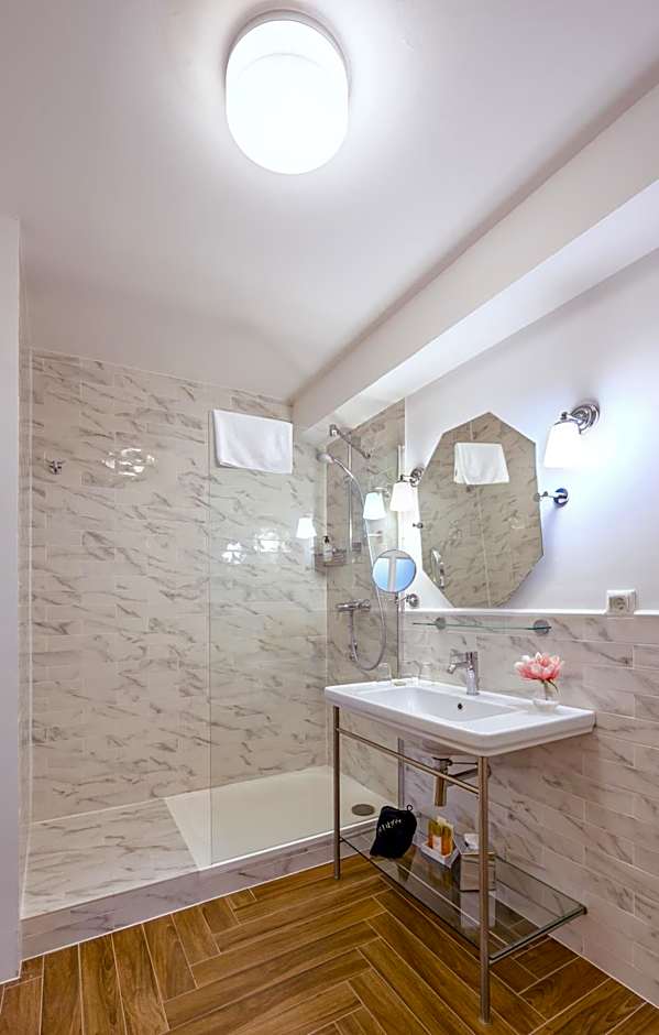 Ambra Hotel