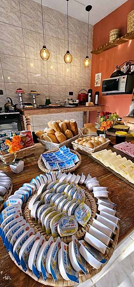 CASA DA ZEZÉ Pousada & Hotel ITABORAÍ