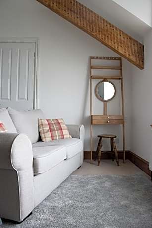 Deluxe Double Room with Shower