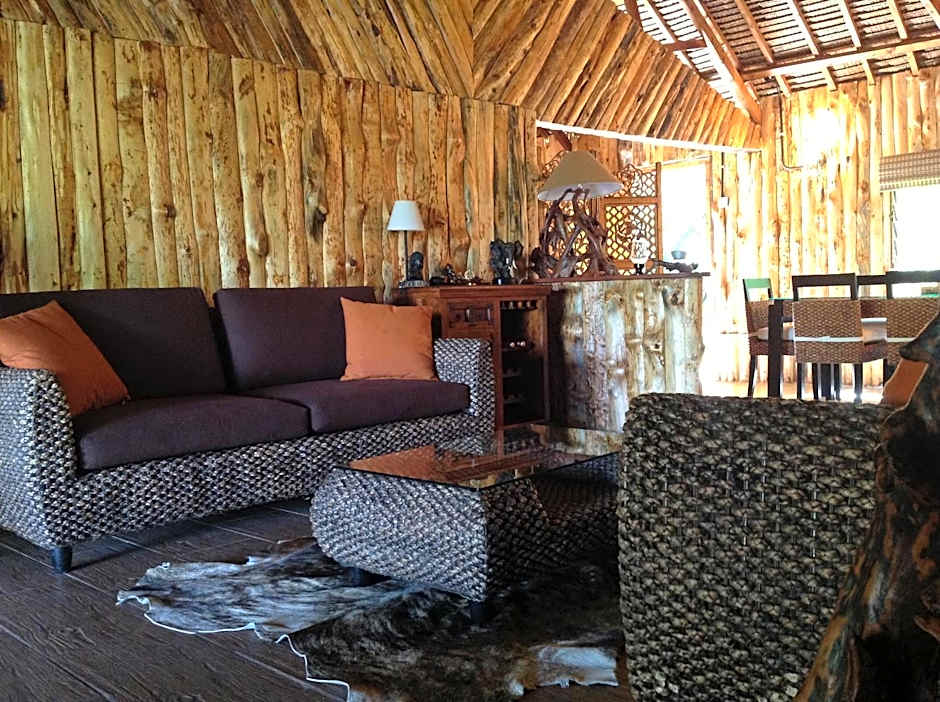 Exploreans Mara River Camp