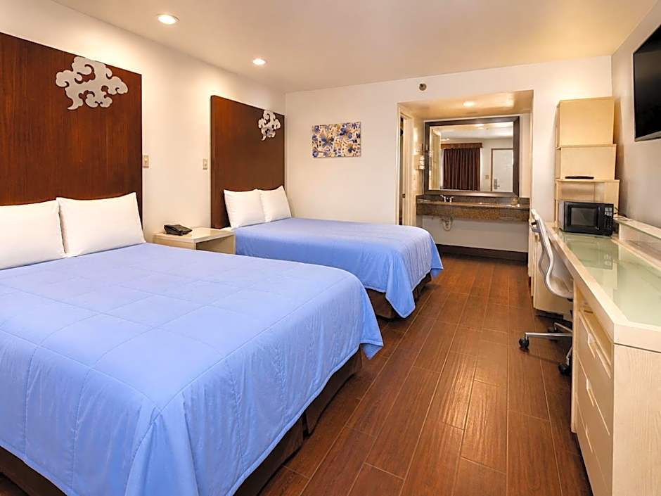 Century Motel Buena Park Anaheim I-5