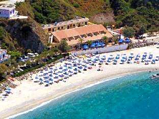 Quadruple Room with Sea View