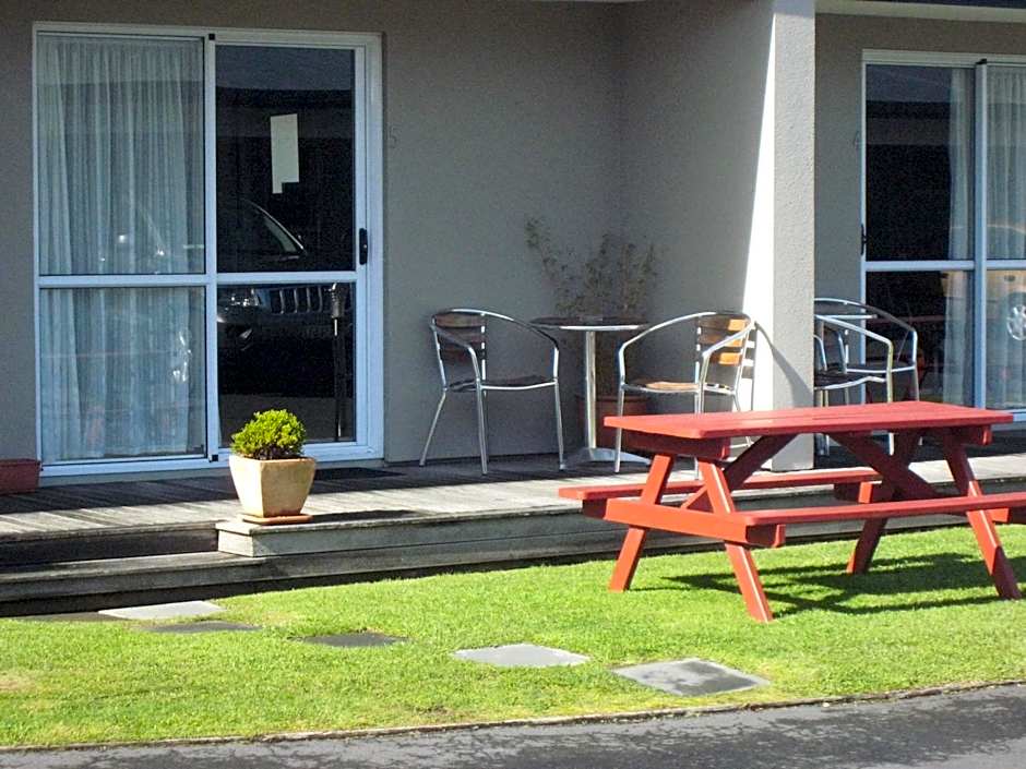 Buller Court on Palmerston