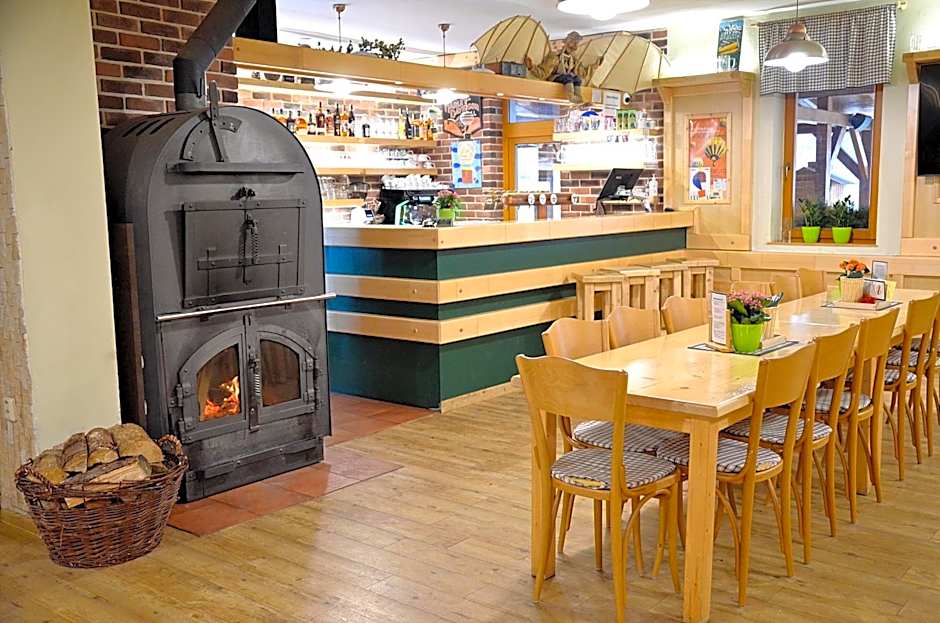 Balónový hotel a pivovar Radešín