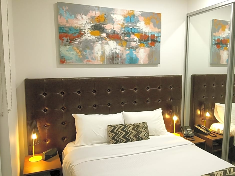 Whitehorse Apartments Hotel