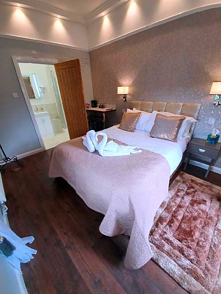 Old Thatch Bambers Green