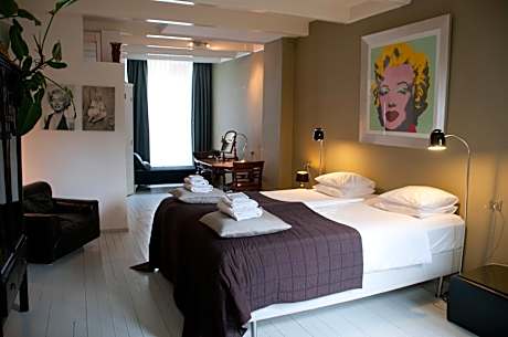 Twin/Double Room Ground Floor