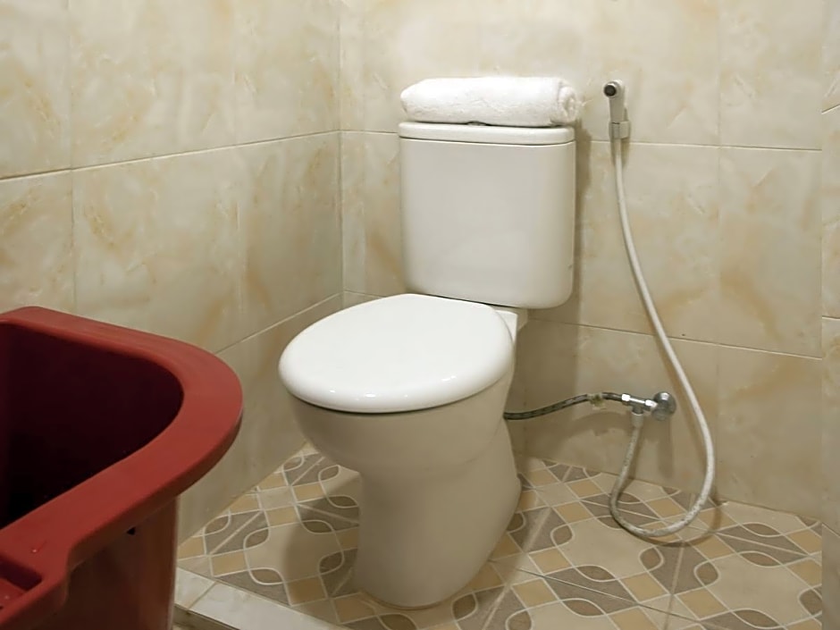 Hotel O Sopou Penginapan Rinal & Tuah