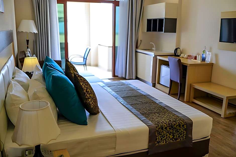 Triton Beach Hotel & Spa at Maafushi