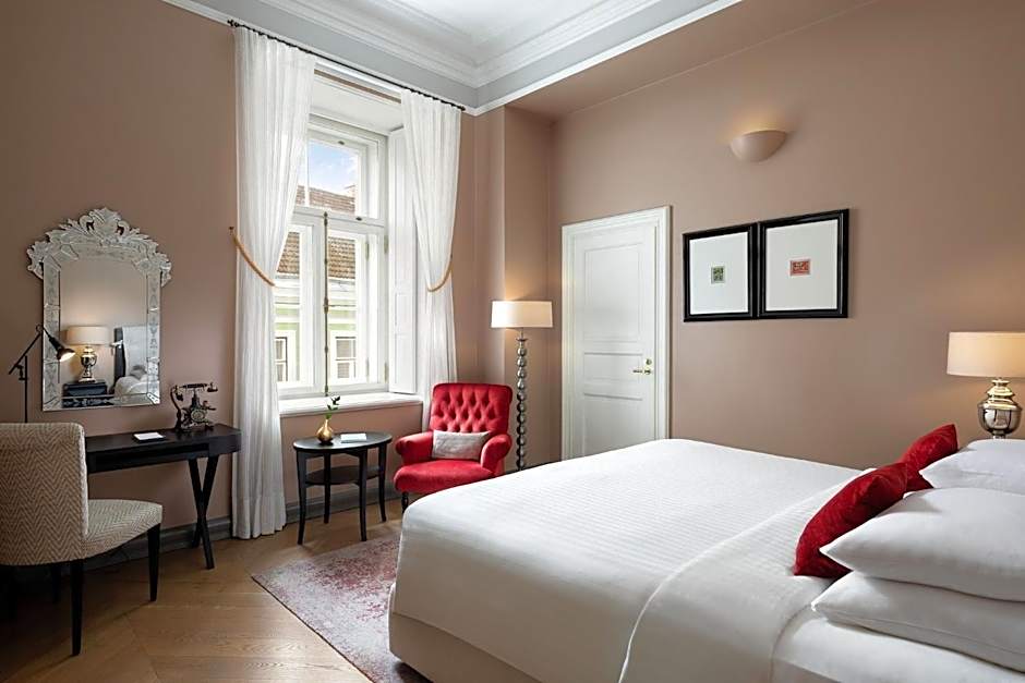 Hotel Telegraaf, Autograph Collection by Marriott