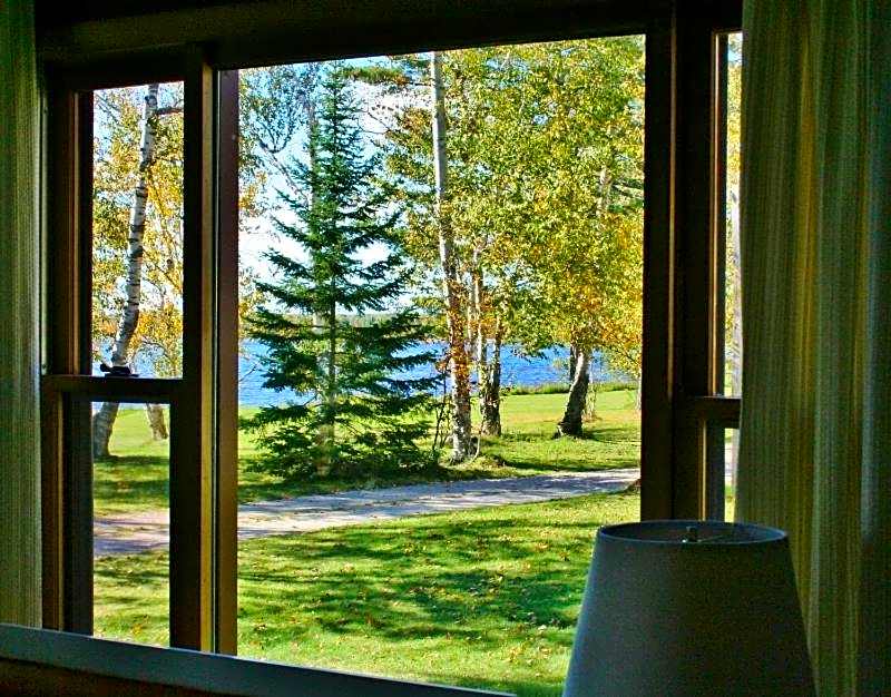 Historic Birch Lodge and Motel