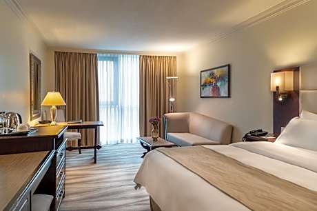 Premium King Room