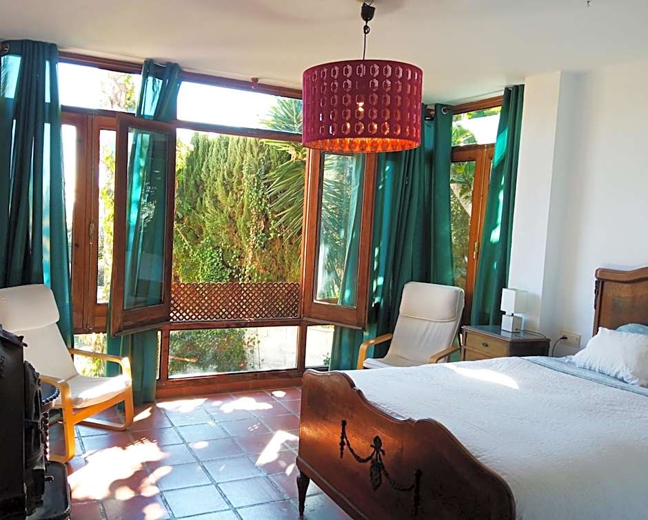 Valle y Mar, Casa de Huéspedes