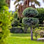 Oikies Small Elegant Houses