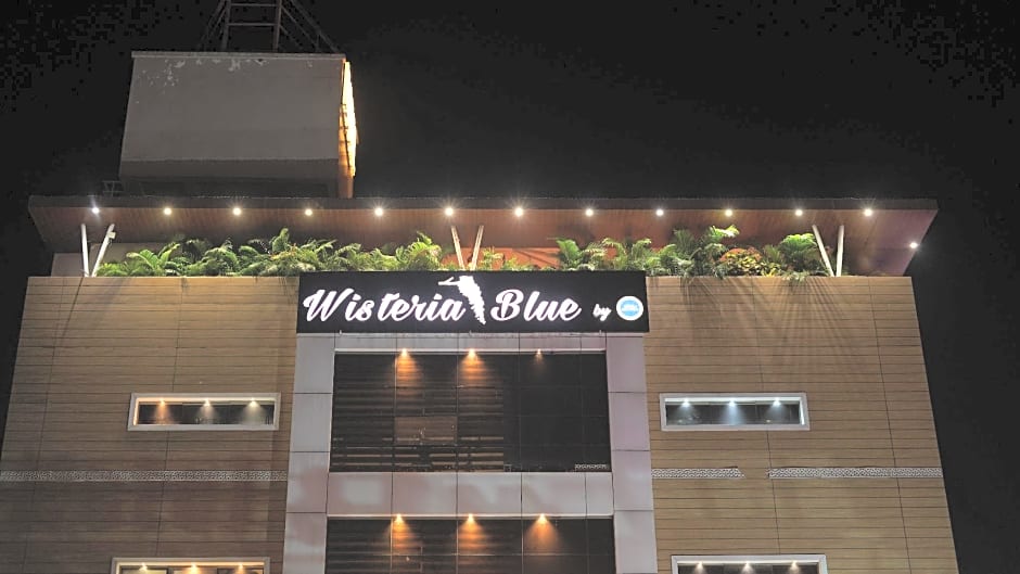 Hotel Wisteria blue 