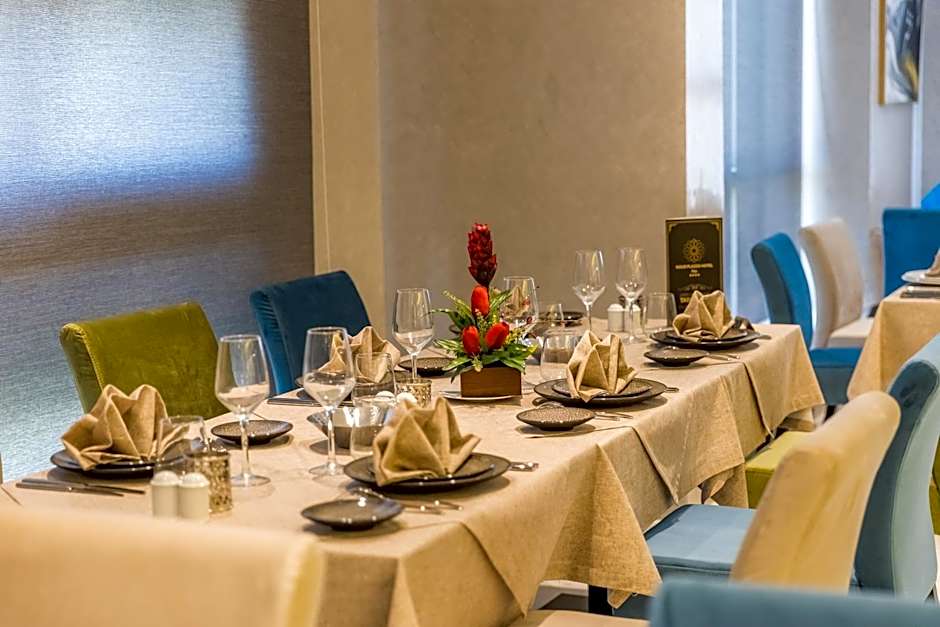 Nour Plazza Hotel