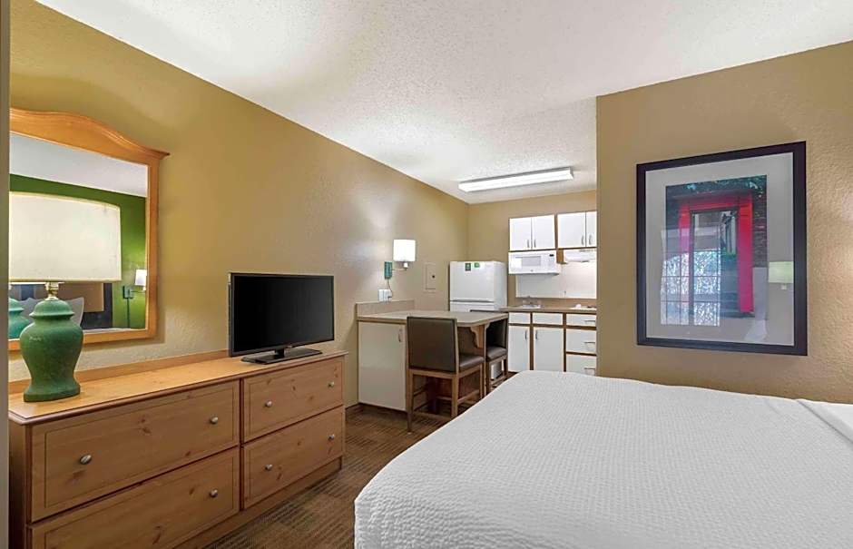 Extended Stay America Suites - Clearwater - Carillon Park