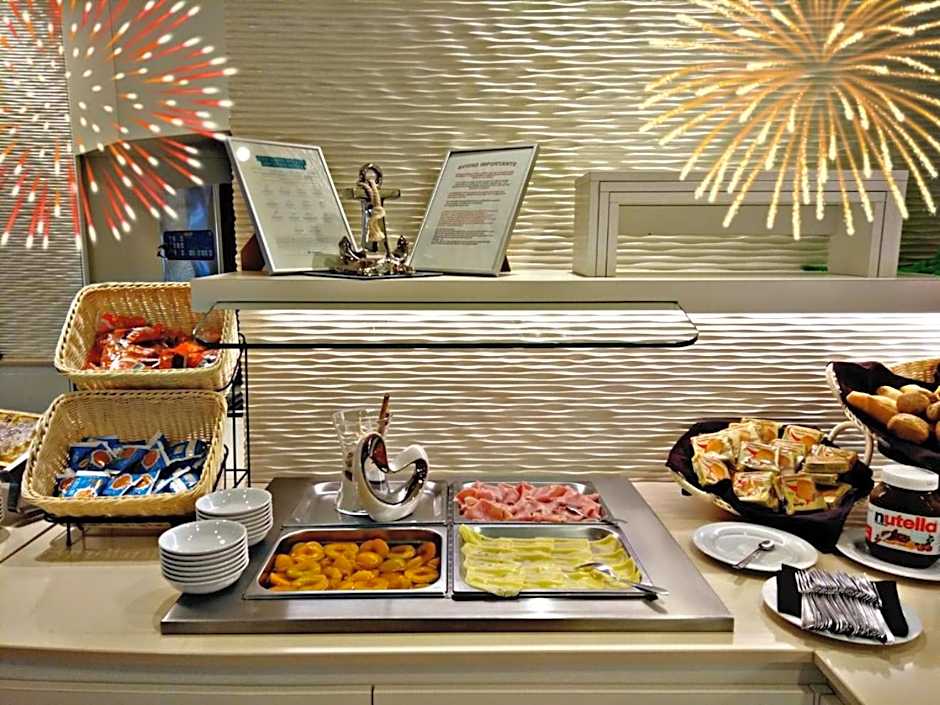 Hotel Ombretta Mare