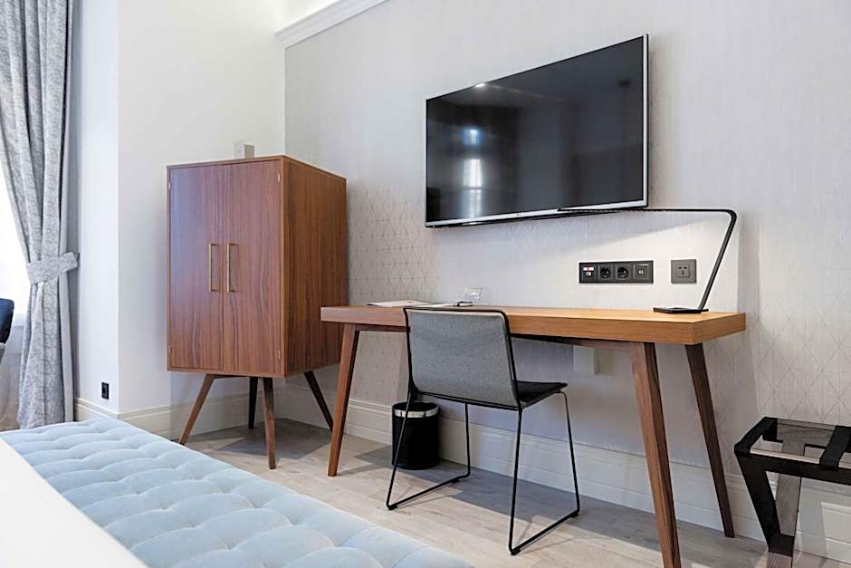 DoubleTree by Hilton Madrid - Prado