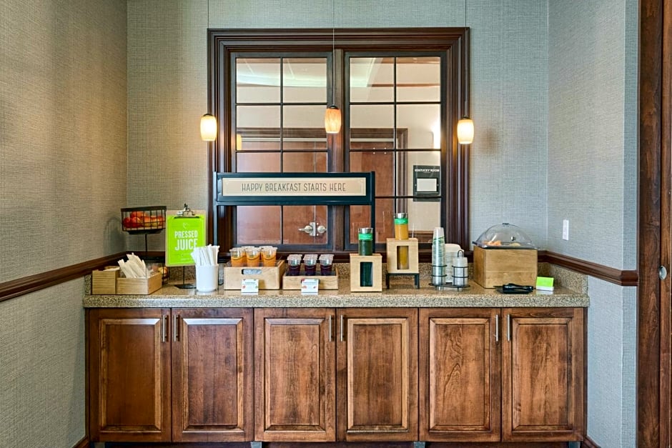 Hampton Inn By Hilton Louisville-Northeast KY