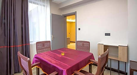 Jun Hotel Shanxi Linfen Hongdong County Dahuaishu Xungen Jizhuyuan