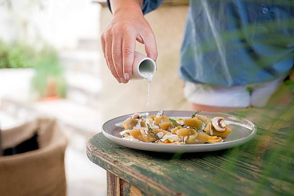 Ecole Olargues - Chambres & restaurant - Teritoria