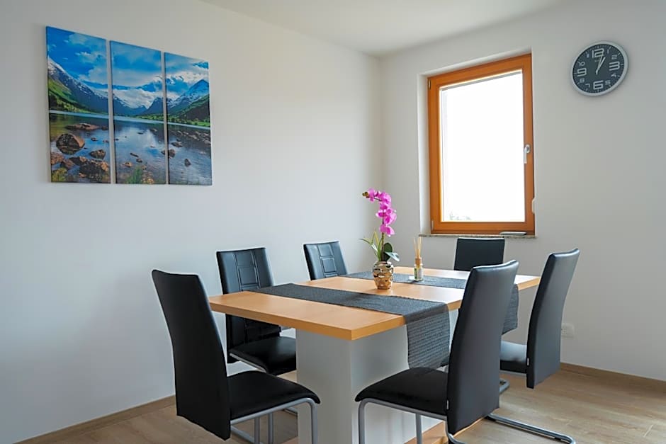 PJ Apartments & Wellness - Hot Tub & Sauna - Free Parking