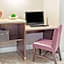 La Quinta Inn & Suites by Wyndham Lubbock West Medical Center