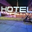 Hotel Pergola Jamaica JFK