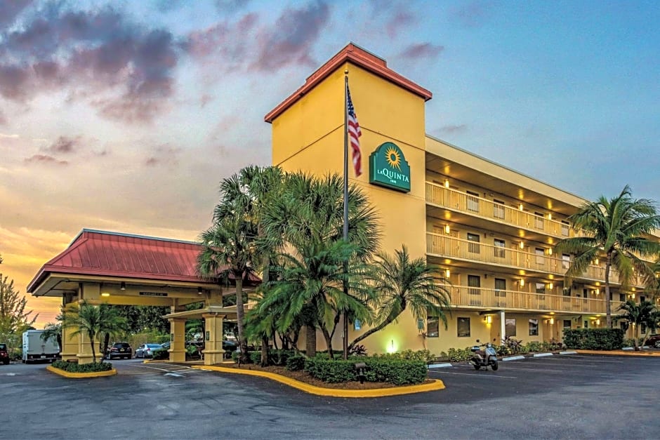 La Quinta Inn & Suites by Wyndham West Palm Beach - Florida Turn