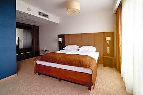 Suite with Free Mini-bar