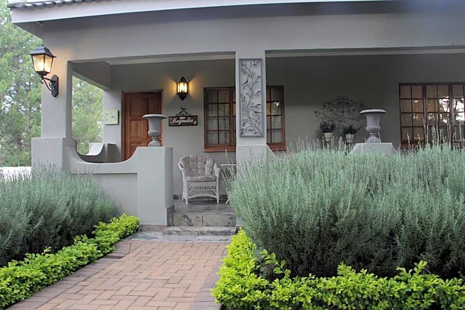 Farmhouse Lodge