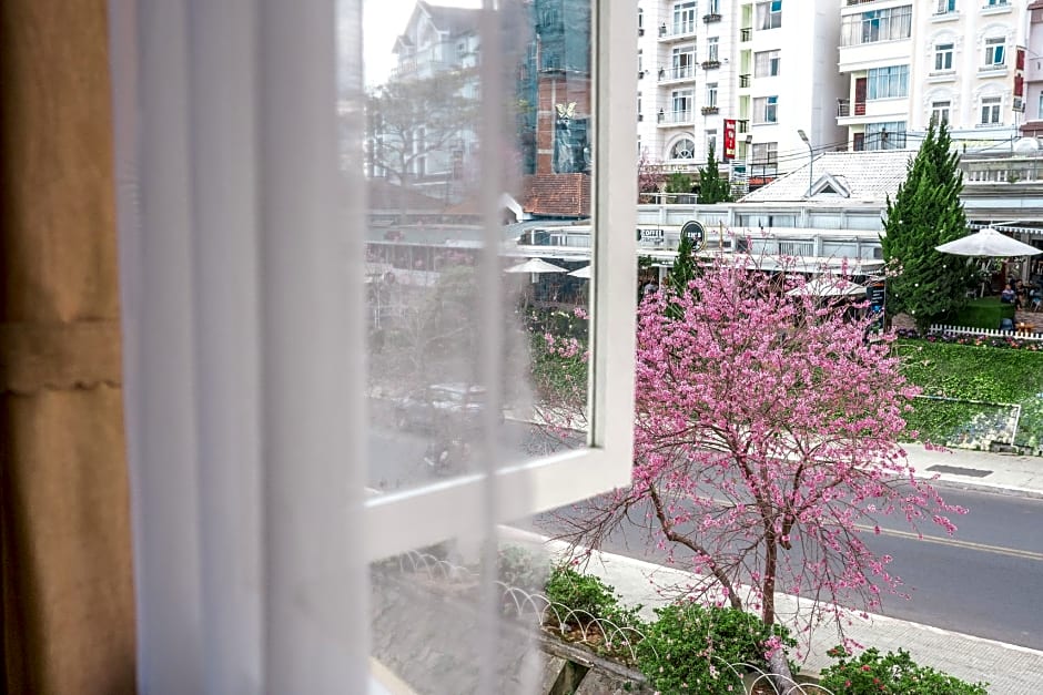 Nice Dream Dalat Hotel