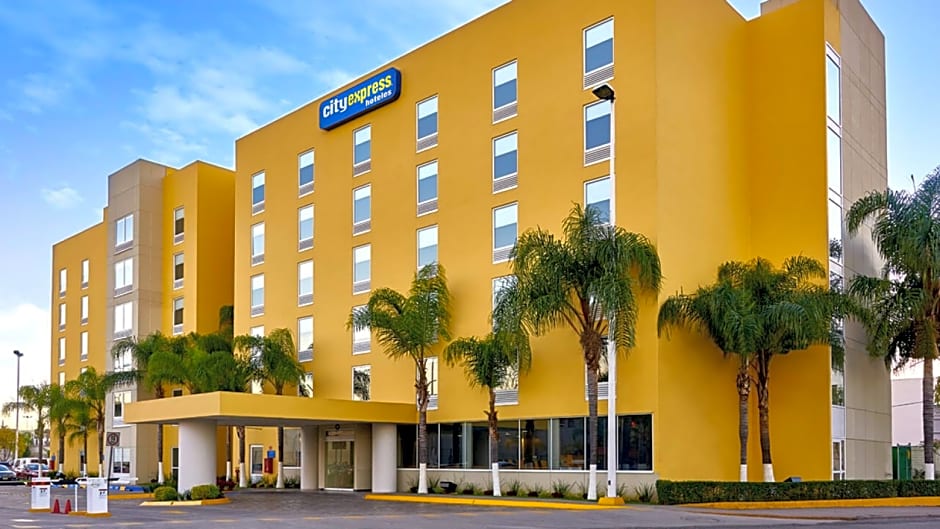 City Express by Marriott Leon