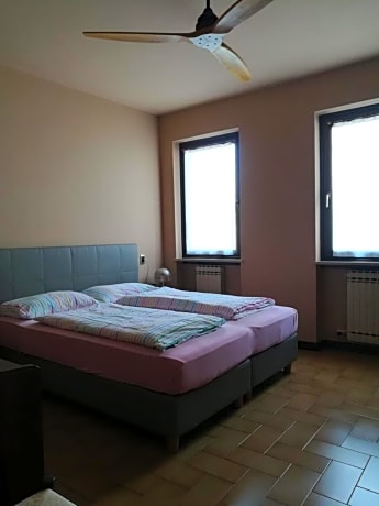 Economy One-Bedroom Apartment