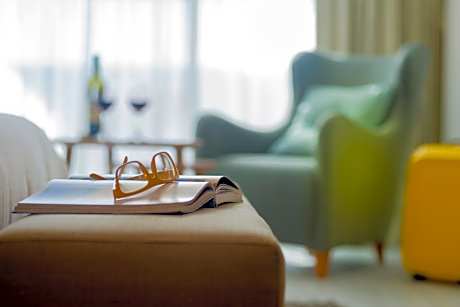 Grand Deluxe Room (2 Adults + 2 Children)