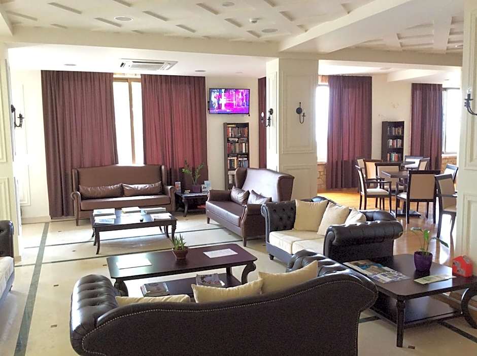 Kolokotronis Hotel & Spa