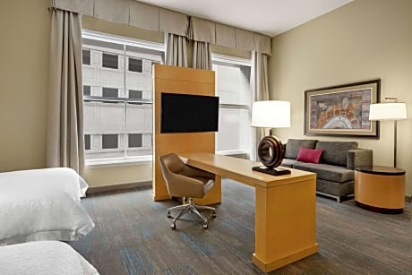Queen Room with Two Queen Beds - Mobility Access/Non-Smoking